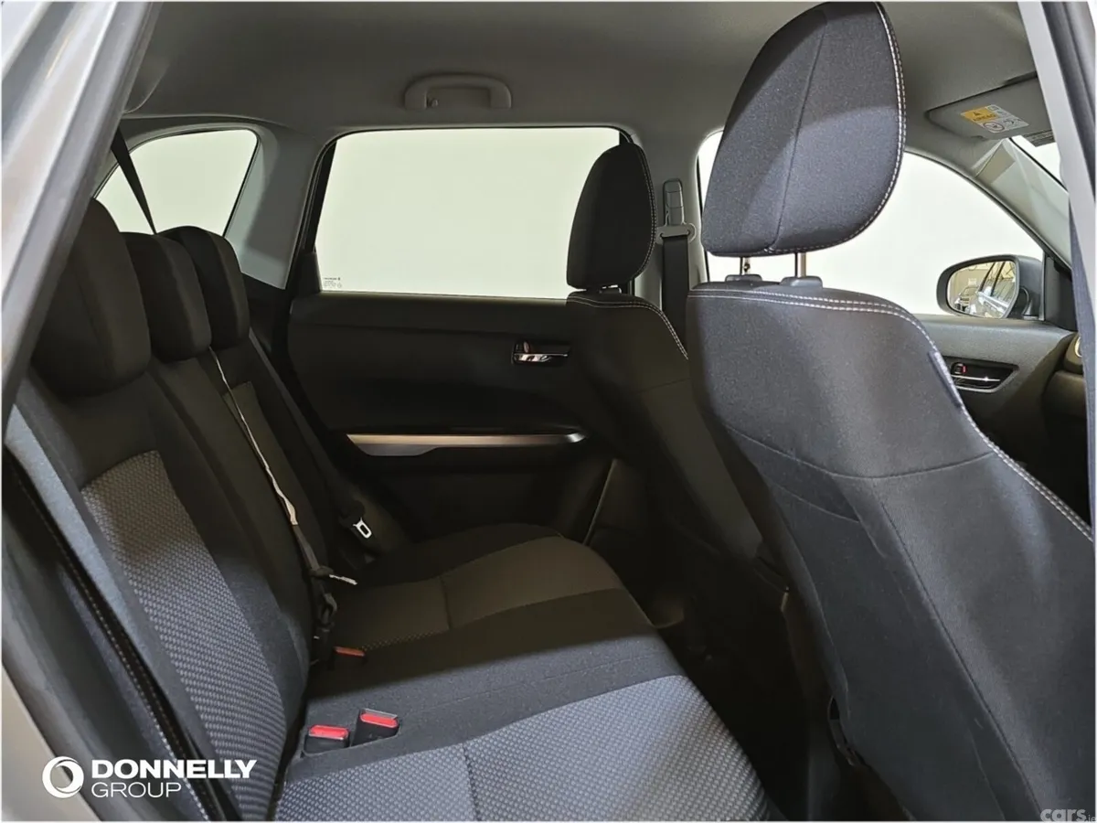 Suzuki Vitara SUV, Petrol, 2023, Grey