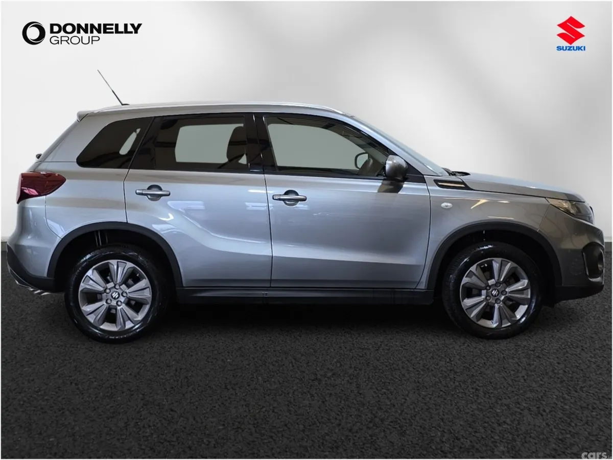 Suzuki Vitara SUV, Petrol, 2023, Grey