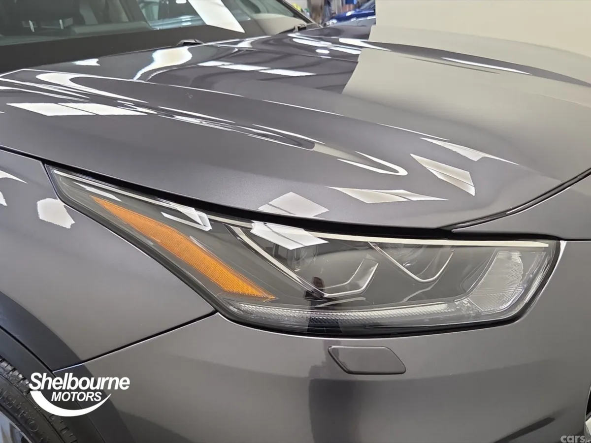 Toyota Highlander SUV, Petrol Hybrid, 2022, Grey