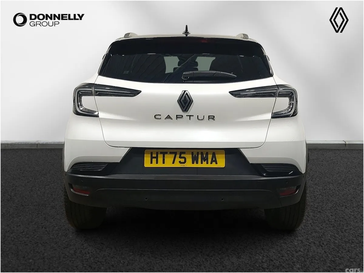 Renault Captur Hatchback, Petrol, 2026, White