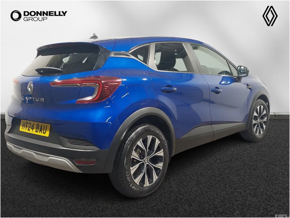 Renault Captur Hatchback, Petrol, 2024, Blue