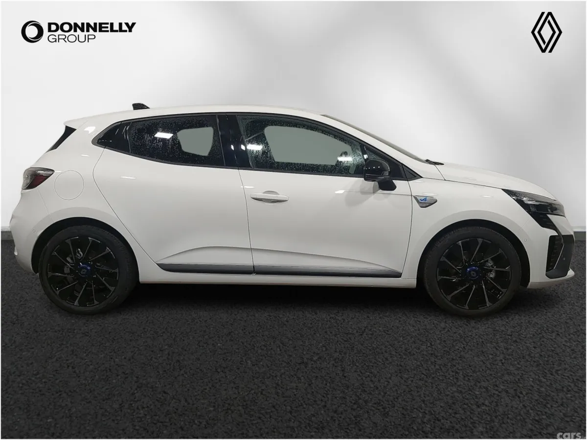 Renault Clio Hatchback, 2026, 