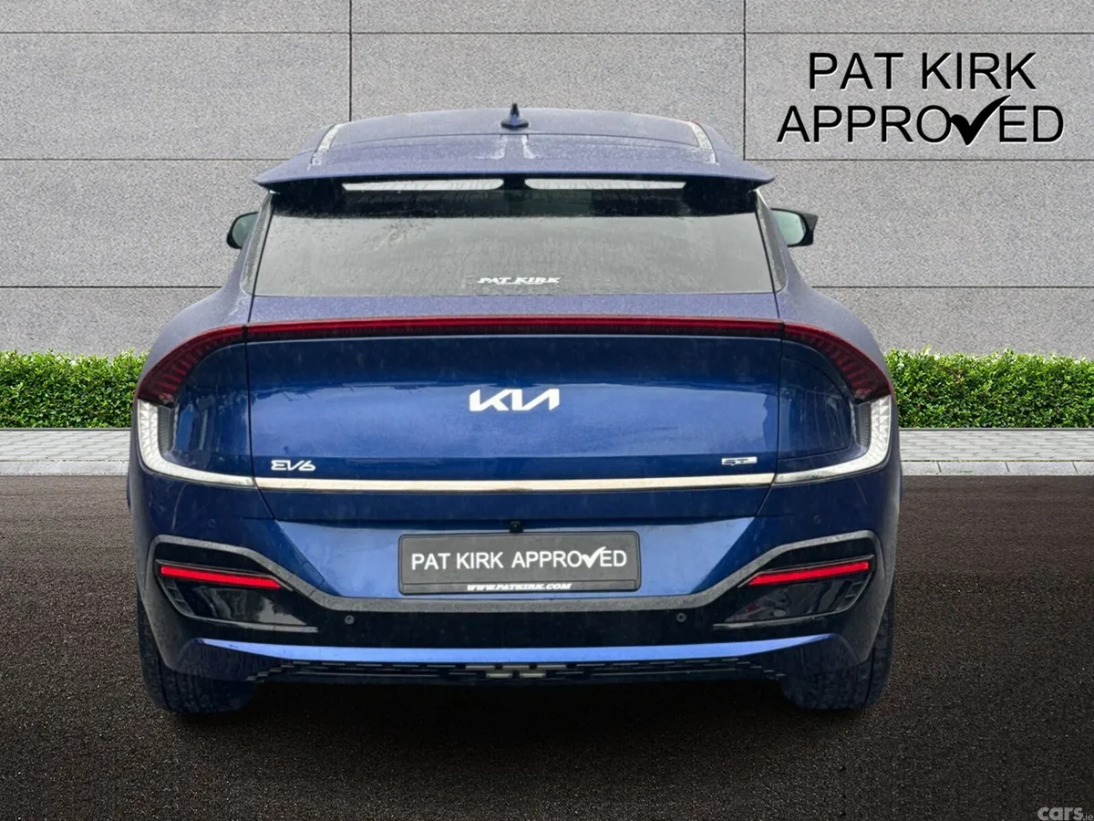 Kia EV6 Hatchback, Electric, 2022, Blue