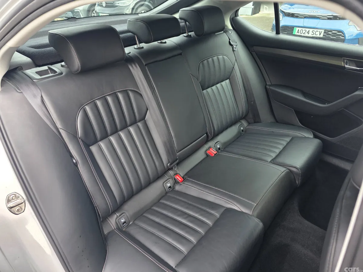 Skoda Superb Saloon, Diesel, 2020, Silver
