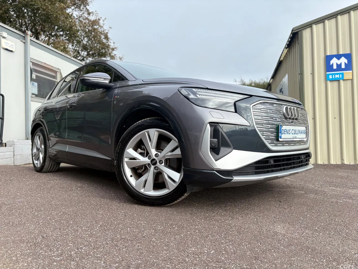 Audi Q4 e-tron SUV, Electric, 2024, Grey