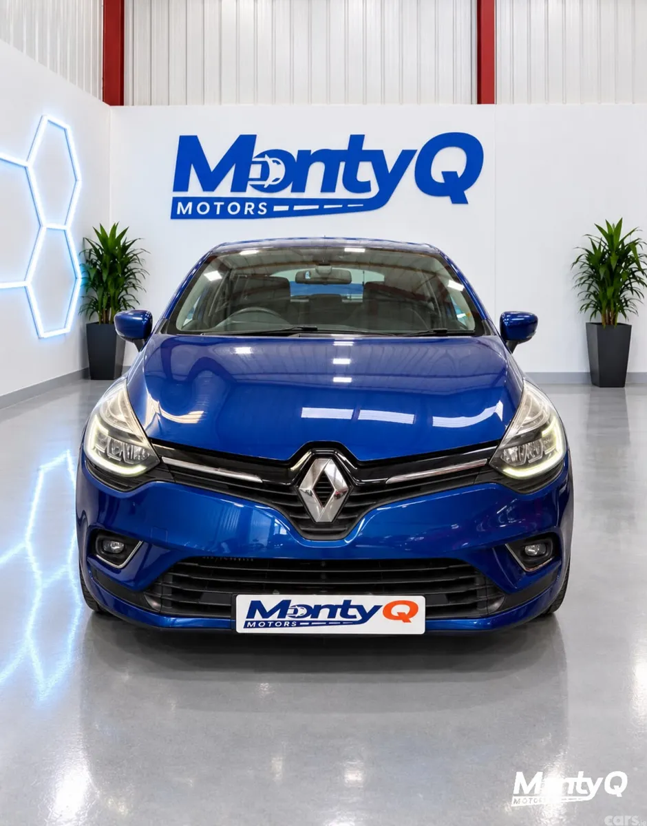 Renault Clio Hatchback, Petrol, 2017, Blue