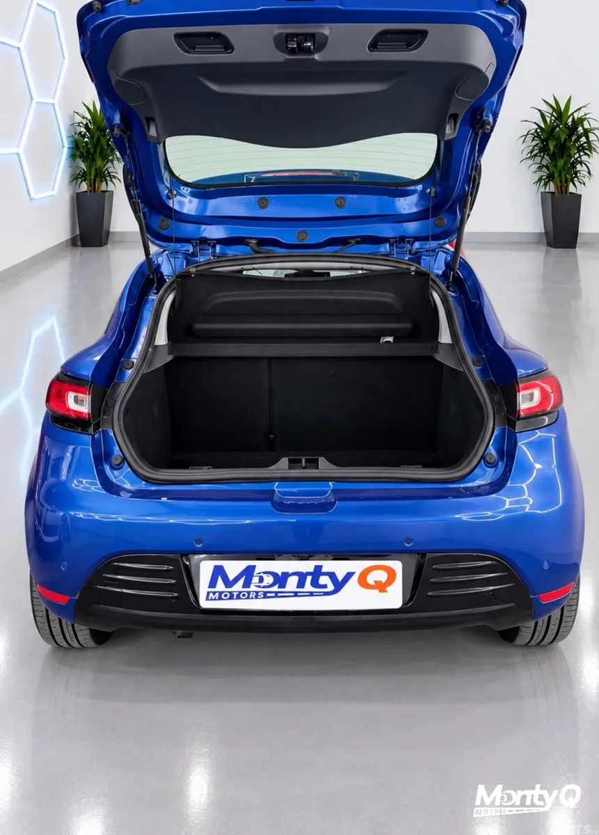 Renault Clio Hatchback, Petrol, 2017, Blue