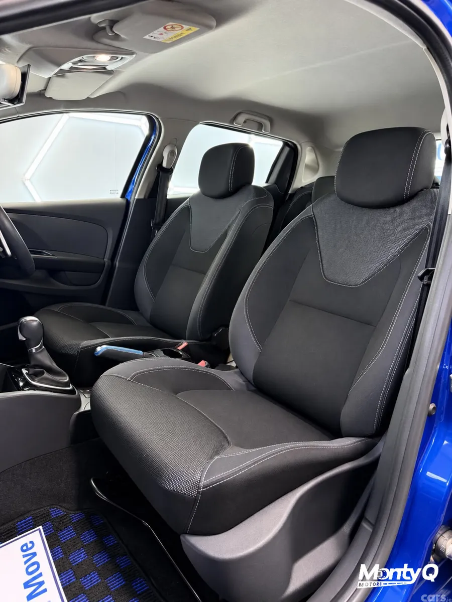 Renault Clio Hatchback, Petrol, 2017, Blue