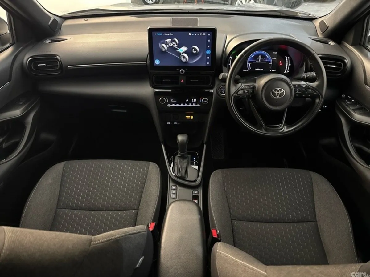 Toyota Yaris Cross SUV, Petrol Hybrid, 2026, Grey
