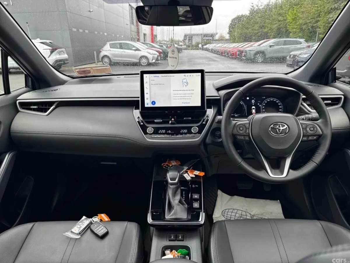Toyota Corolla Cross Hatchback, Petrol Hybrid, 2026, Grey