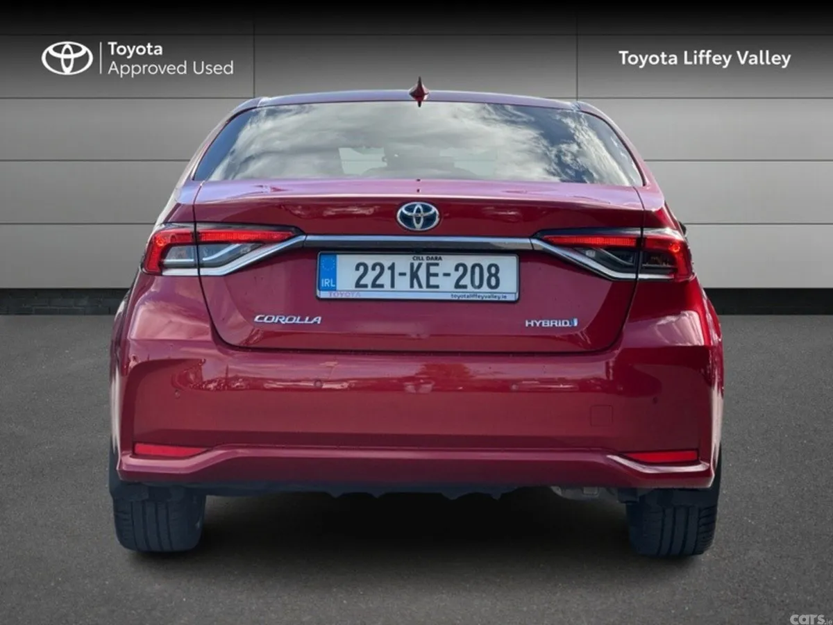 Toyota Corolla Saloon, Petrol Hybrid, 2022, Red