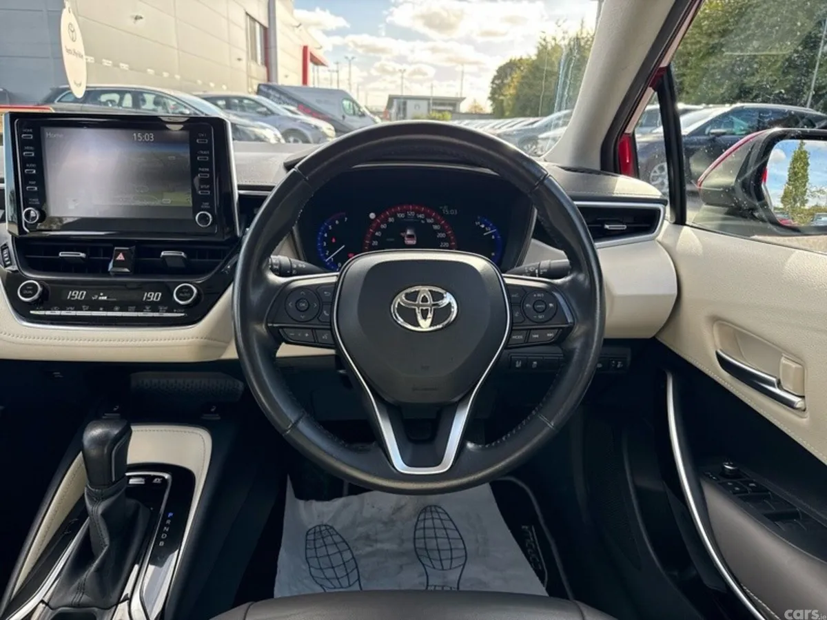 Toyota Corolla Saloon, Petrol Hybrid, 2022, Red