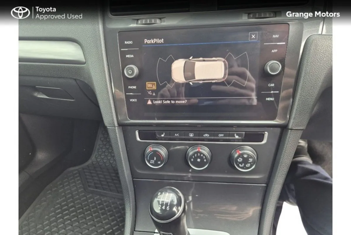 Volkswagen Golf Hatchback, Diesel, 2017, Silver