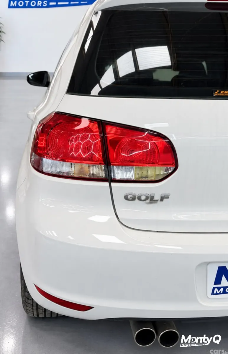Volkswagen Golf Hatchback, Petrol, 2011, White