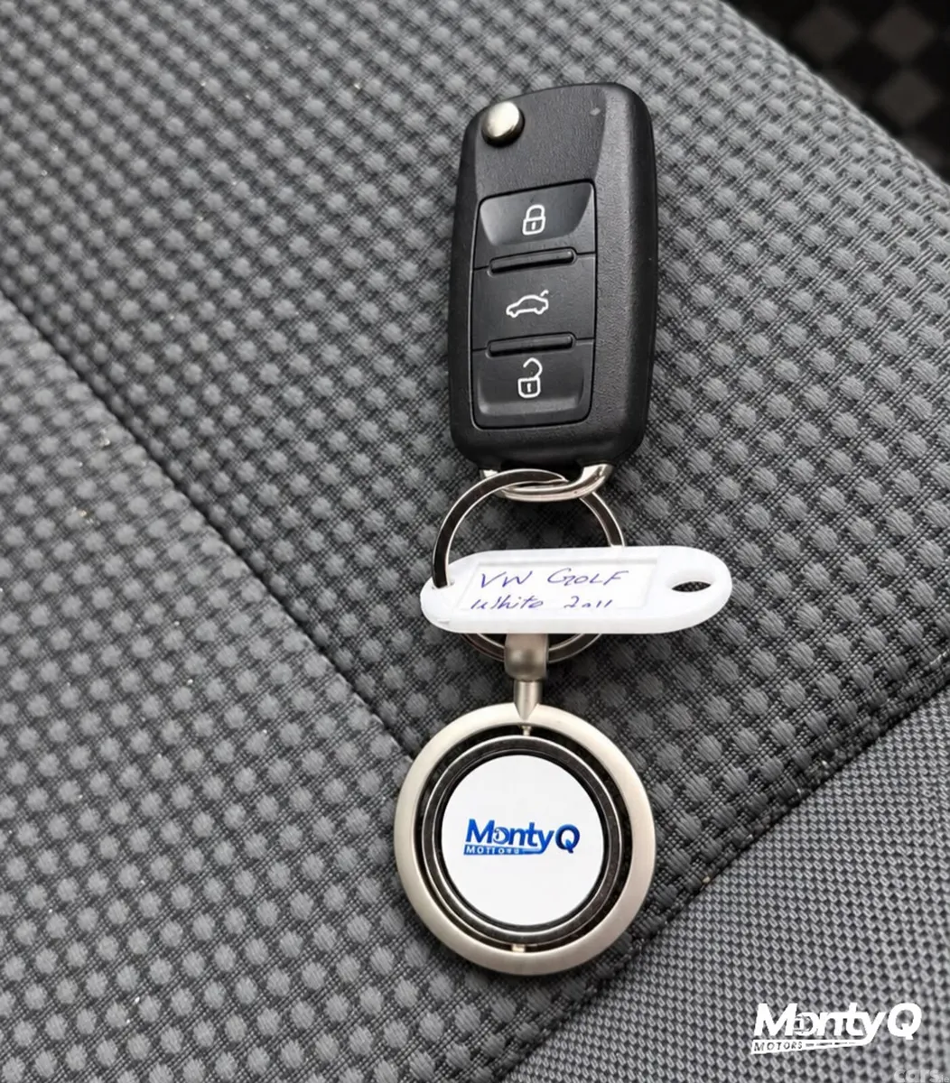 Volkswagen Golf Hatchback, Petrol, 2011, White