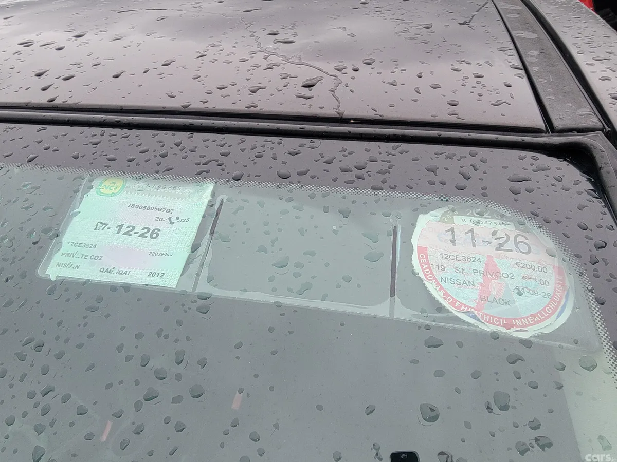 Nissan Qashqai Hatchback, Diesel, 2012, Black