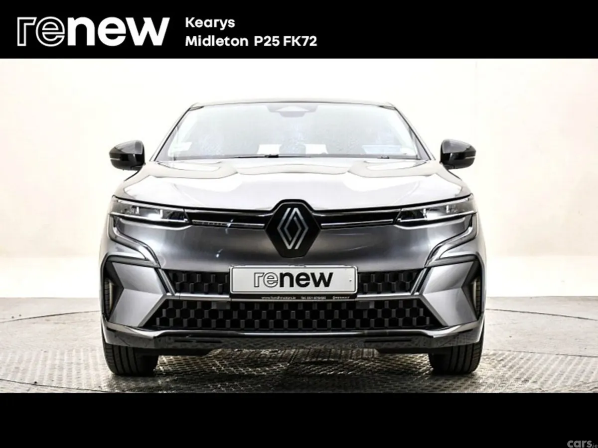 Renault Megane E-Tech SUV, Electric, 2023, Grey
