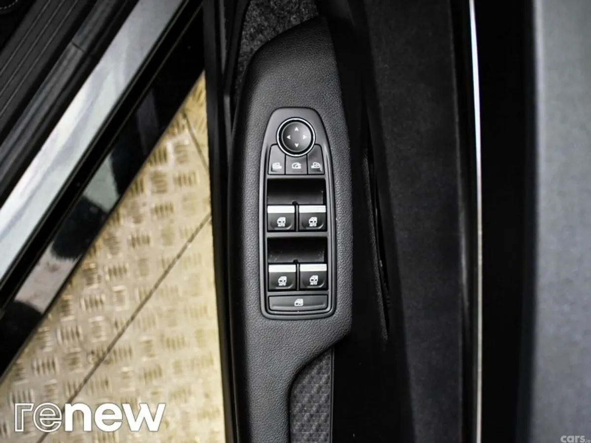 Renault Megane E-Tech SUV, Electric, 2023, Grey