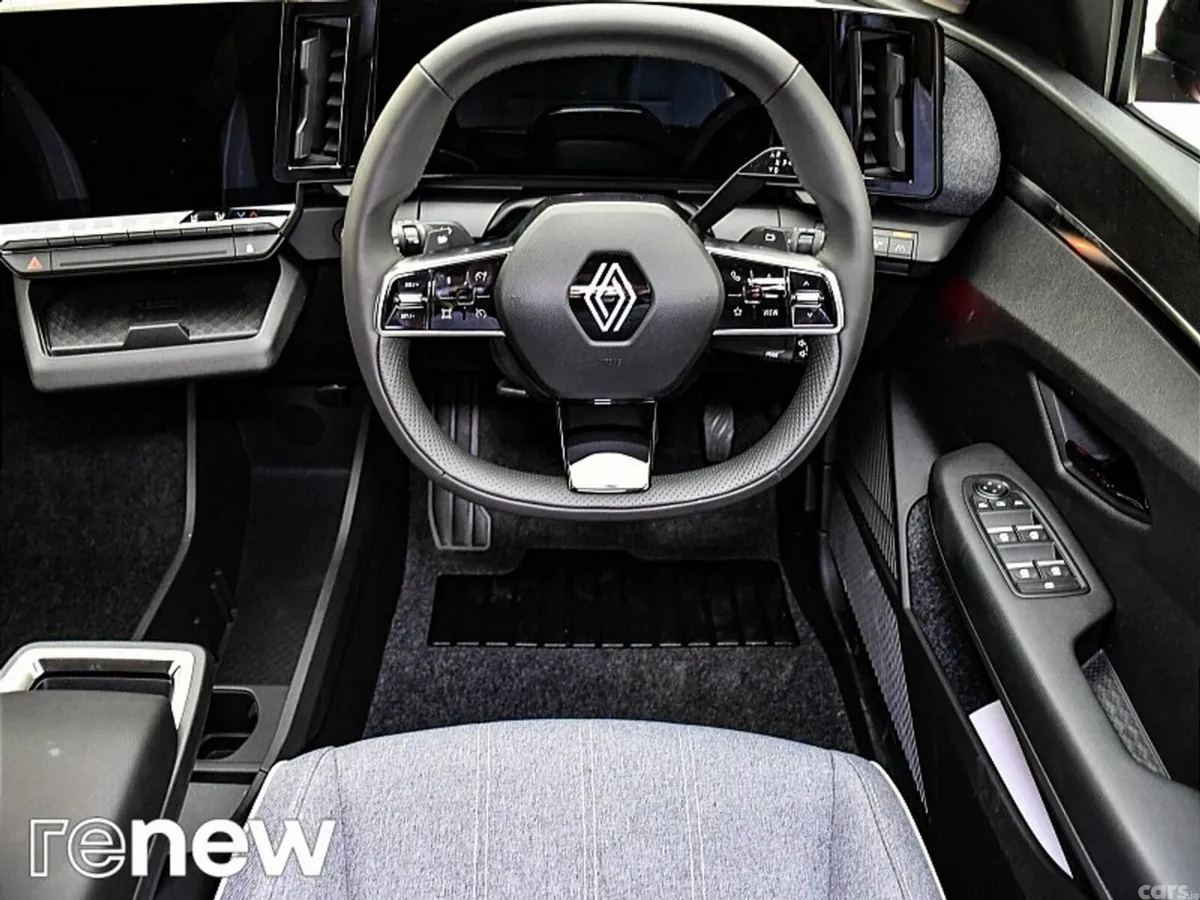 Renault Megane E-Tech SUV, Electric, 2023, Grey