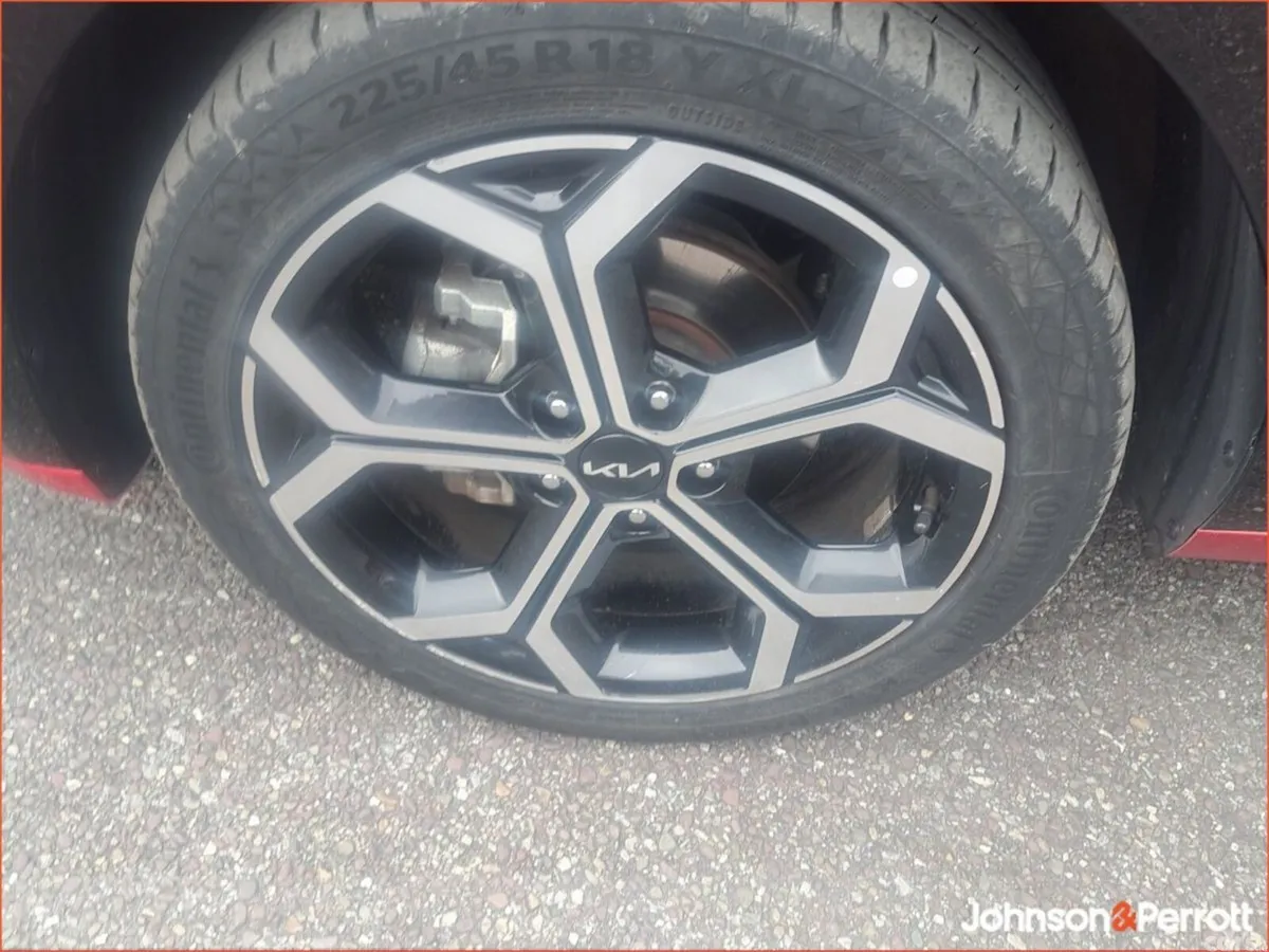 Kia Niro SUV, Petrol Hybrid, 2024, Red