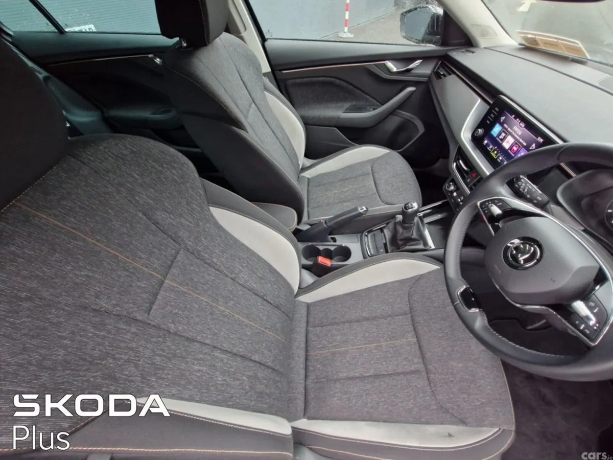 Skoda Kamiq Hatchback, Petrol, 2024, Black