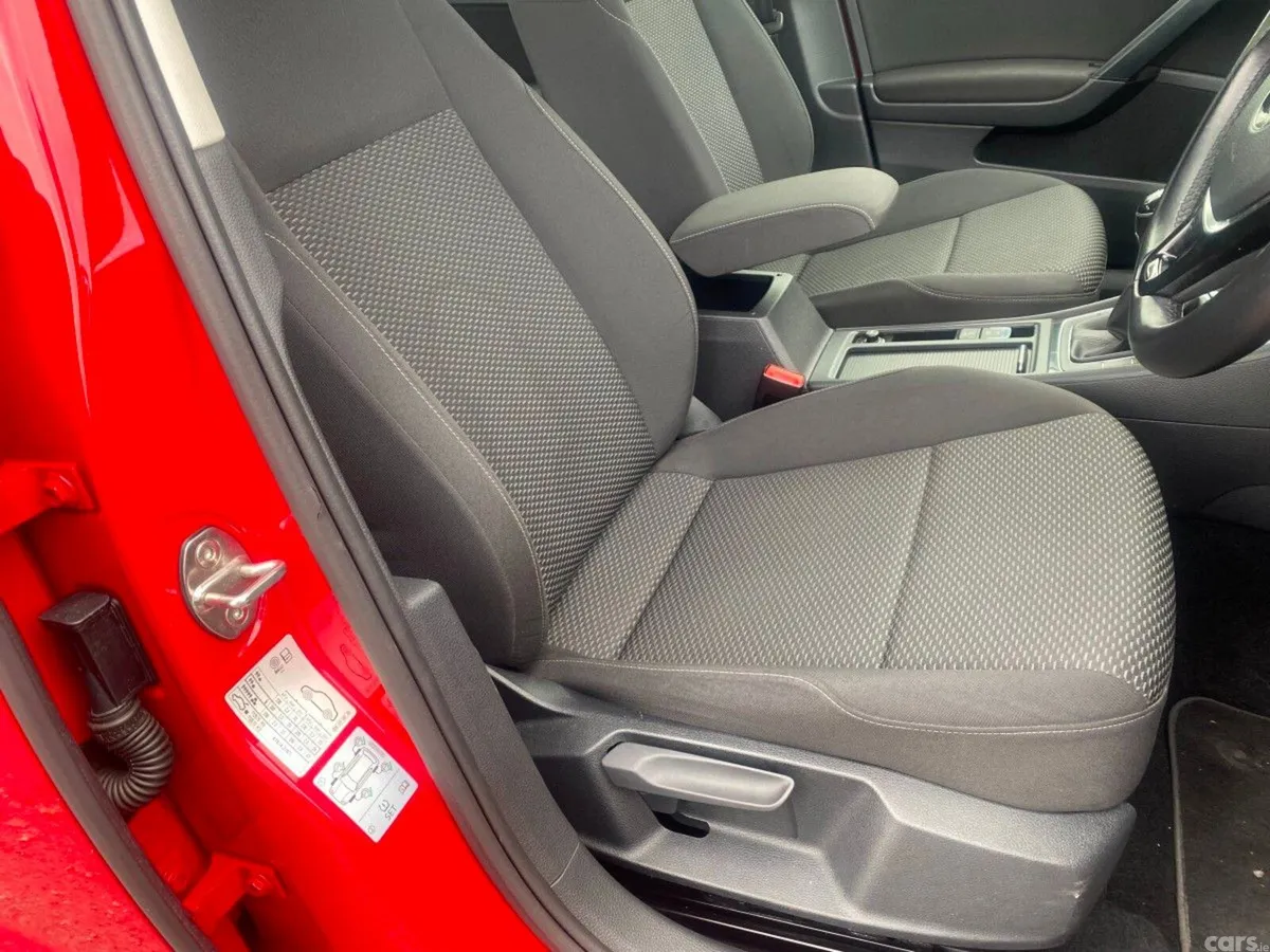 Volkswagen Golf Hatchback, Petrol, 2019, Red