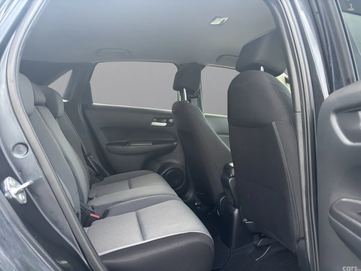 Honda Fit Hatchback, Petrol Hybrid, 2021, Blue