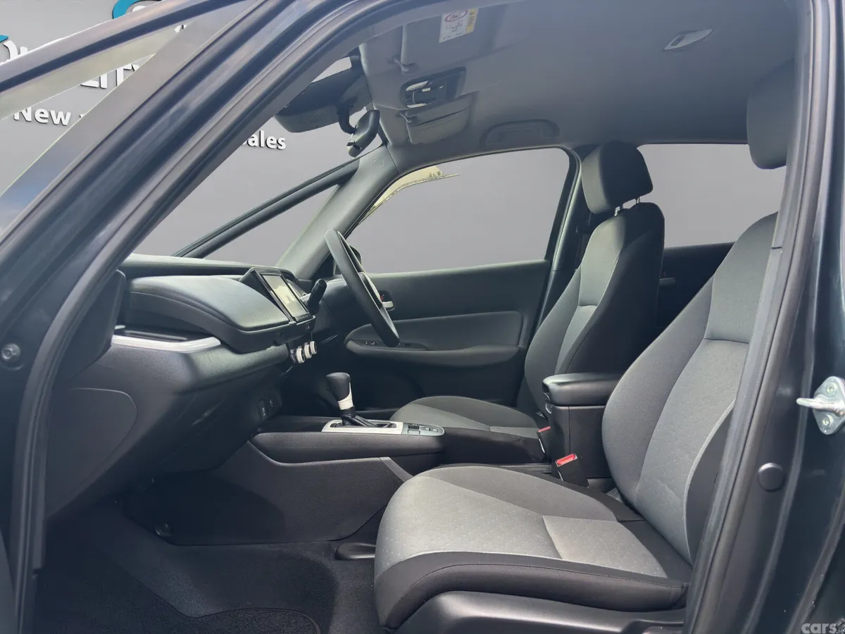 Honda Fit Hatchback, Petrol Hybrid, 2021, Blue