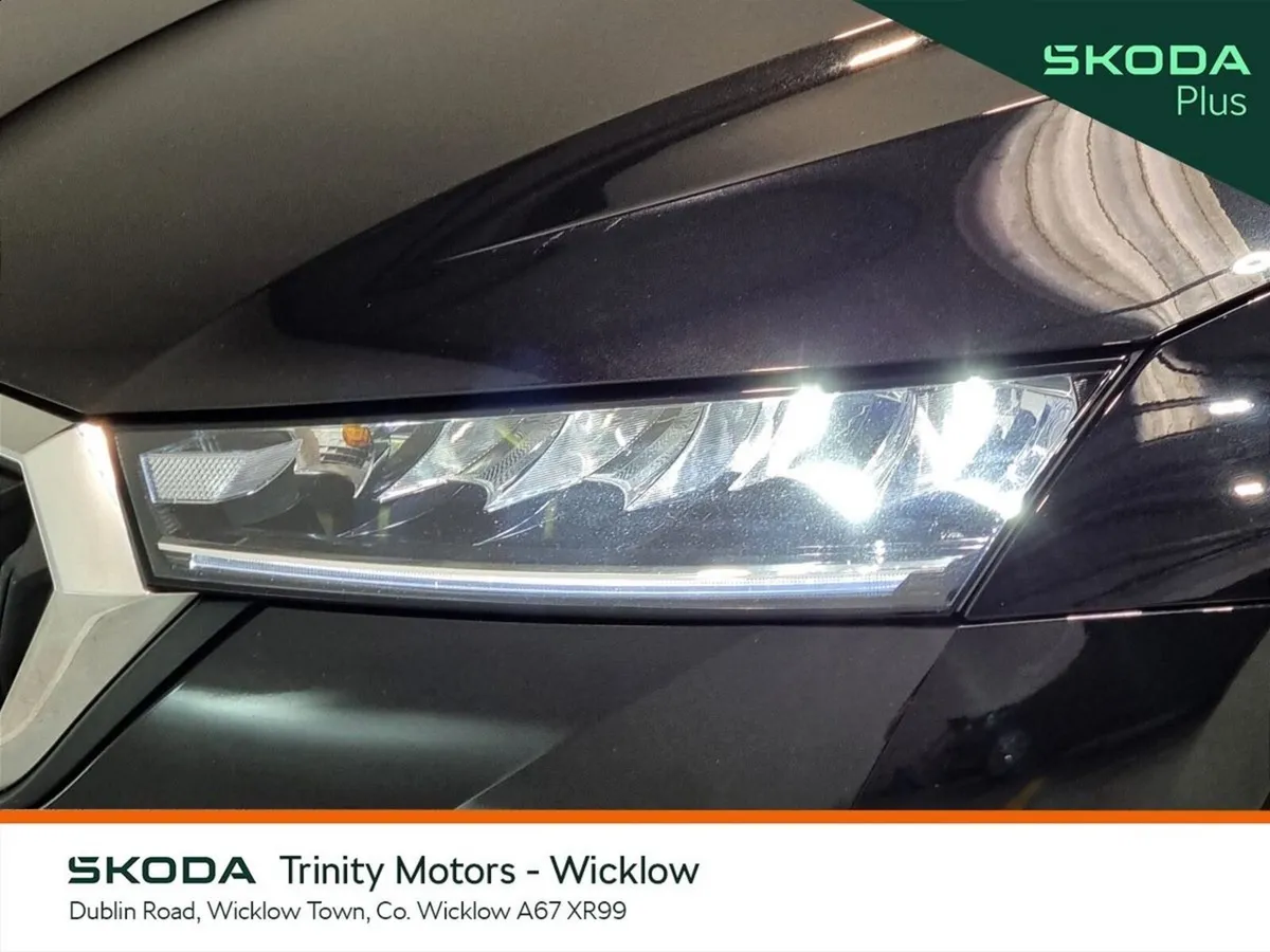 Skoda Octavia Saloon, Diesel, 2023, Black