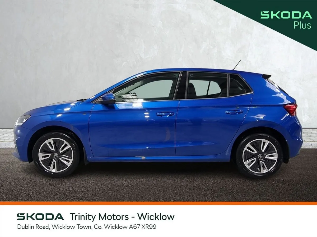 Skoda Fabia Hatchback, Petrol, 2023, Blue