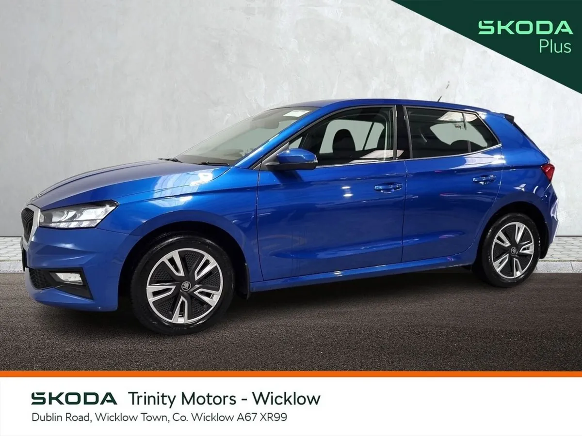 Skoda Fabia Hatchback, Petrol, 2023, Blue