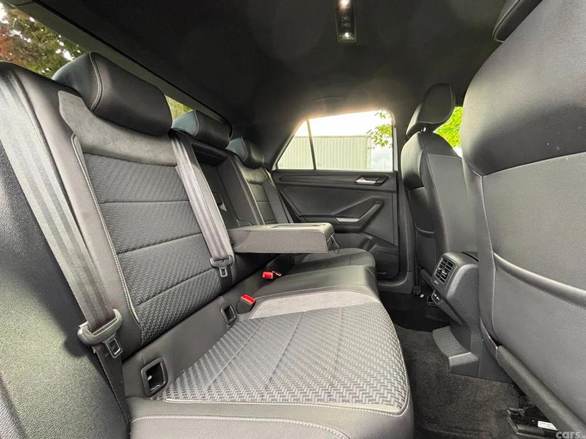 Volkswagen T-Roc SUV, Diesel, 2021, White