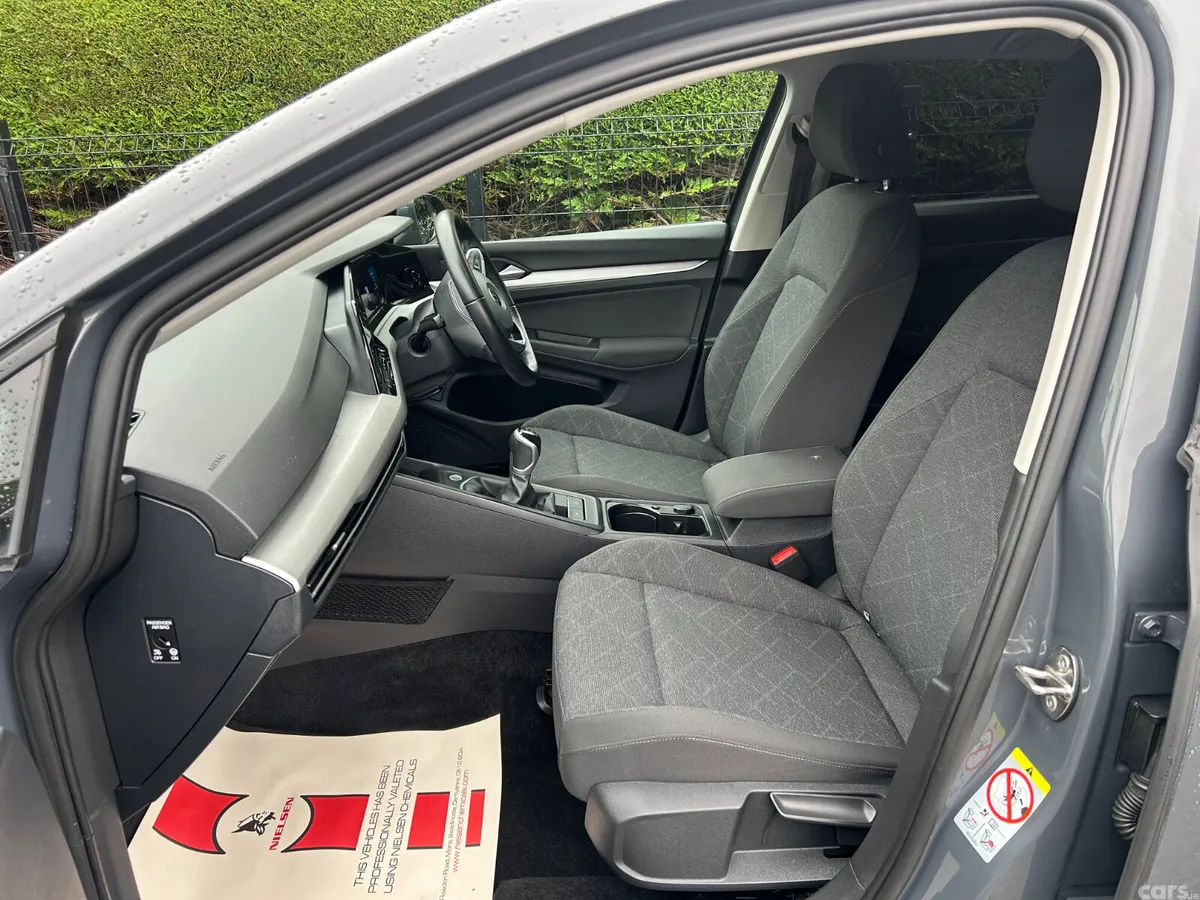 Volkswagen Golf Hatchback, Petrol, 2023, Grey