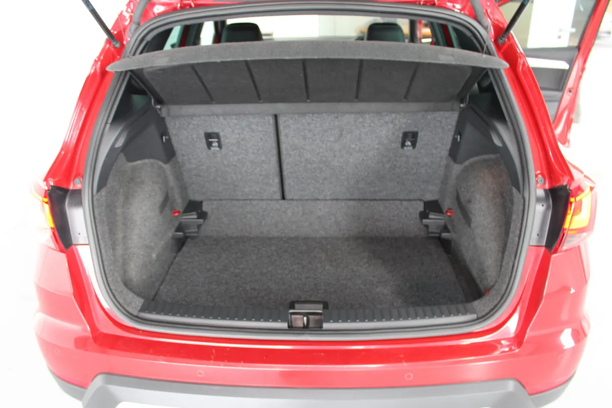 SEAT Arona SUV, Petrol, 2021, Red