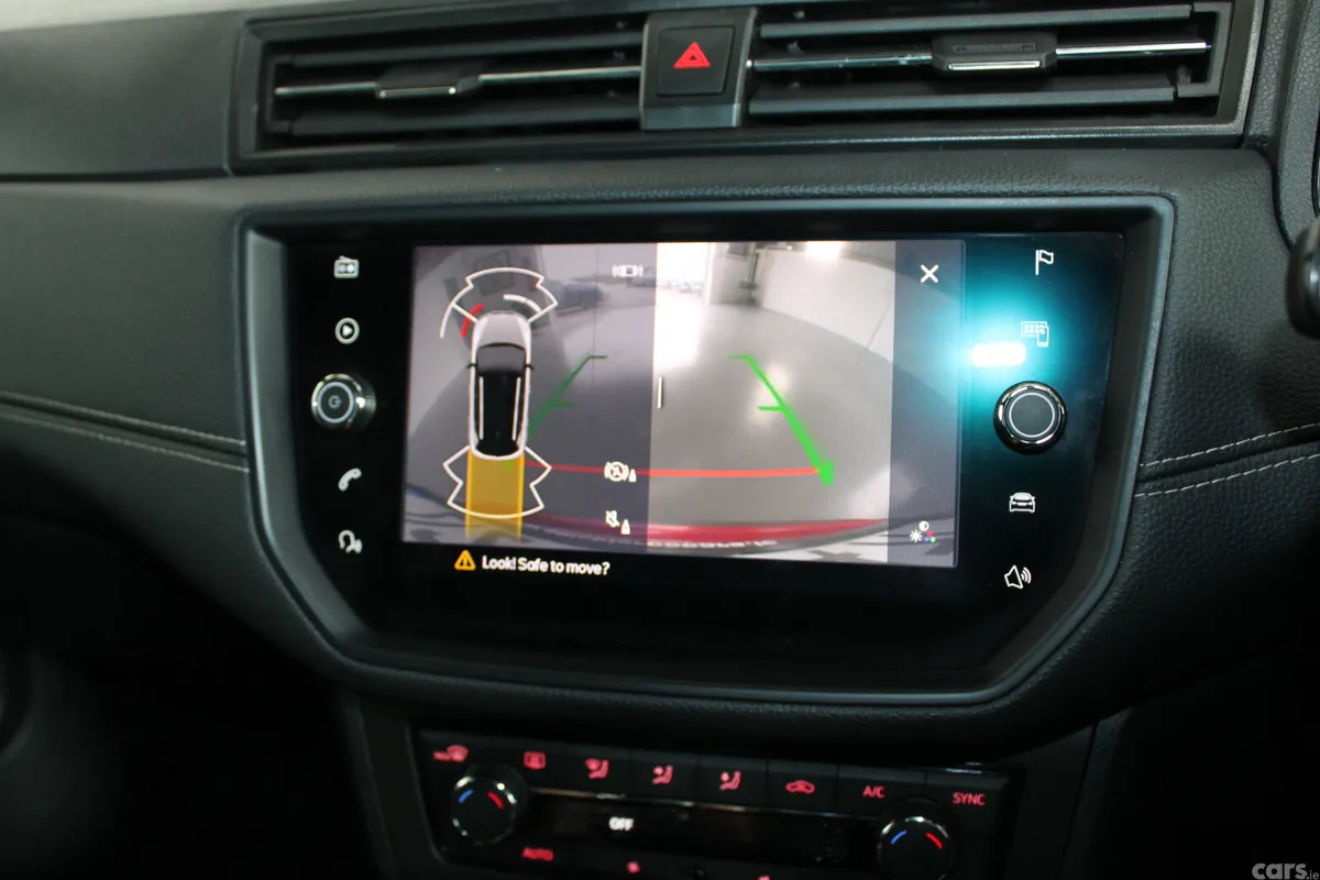 SEAT Arona SUV, Petrol, 2021, Red