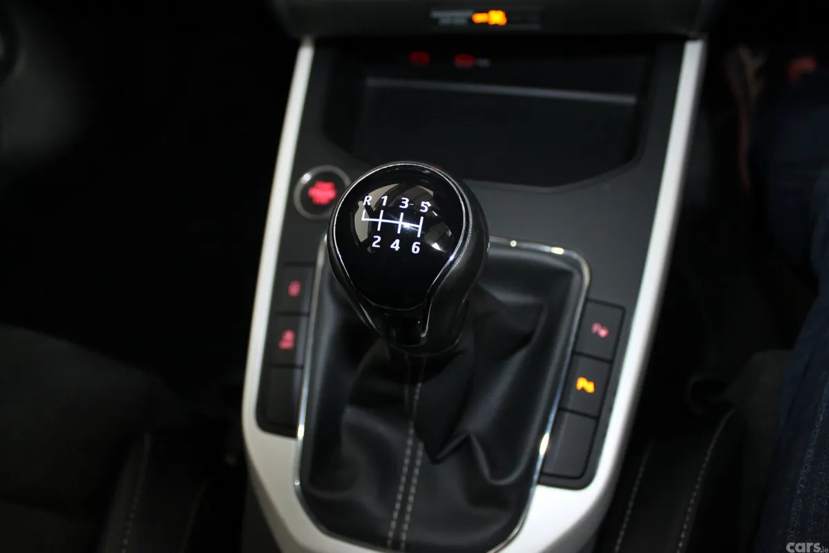 SEAT Arona SUV, Petrol, 2021, Red