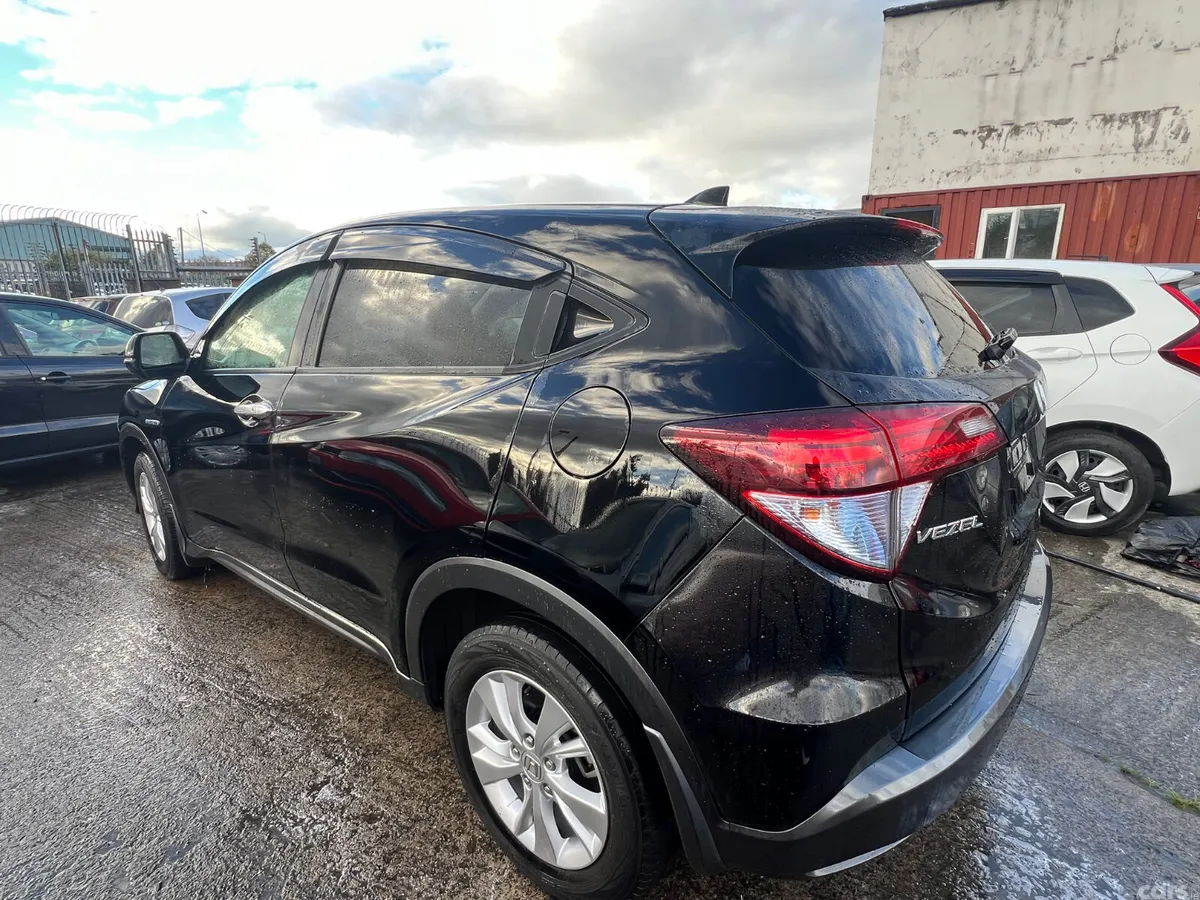 Honda Vezel Hatchback, Petrol Hybrid, 2015, Black