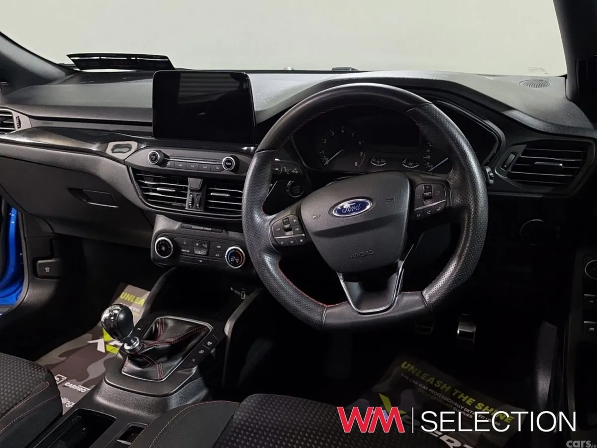 Ford Focus Hatchback, Petrol, 2020, Blue