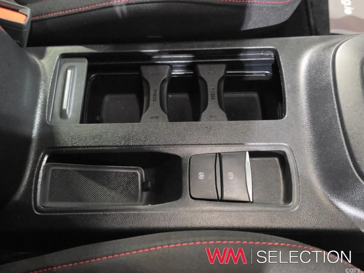 Ford Focus Hatchback, Petrol, 2020, Blue