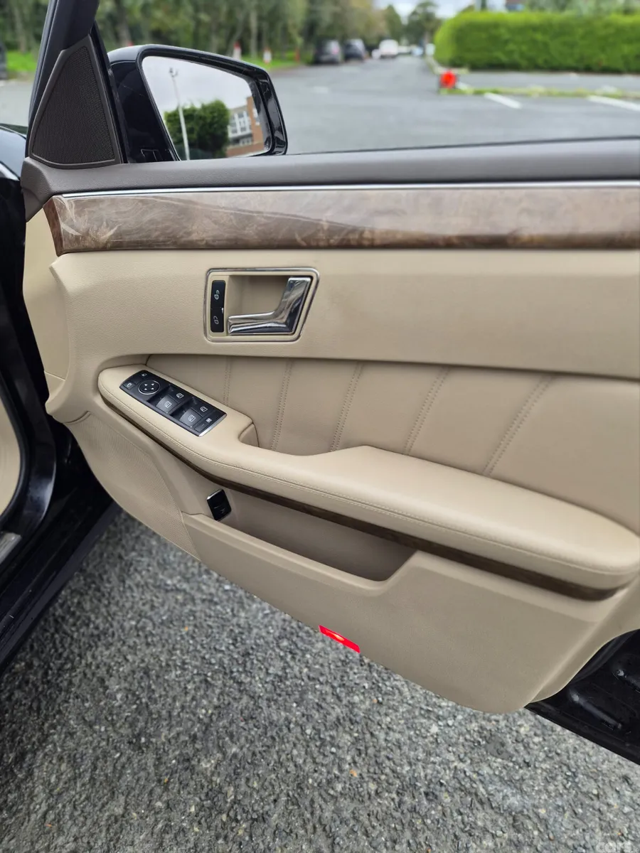 Mercedes-Benz E-Class Saloon, Diesel, 2011, Black