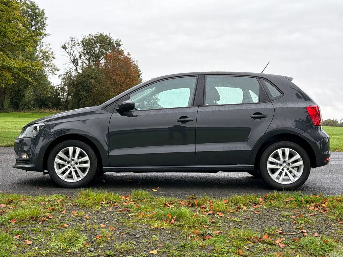 Volkswagen Polo Hatchback, Petrol, 2017, Grey
