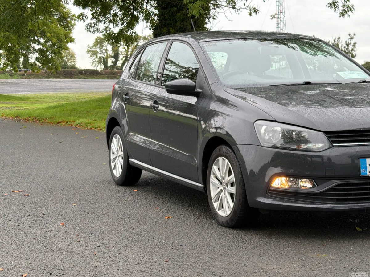Volkswagen Polo Hatchback, Petrol, 2017, Grey