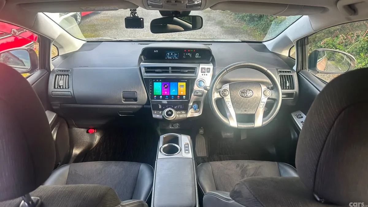 Toyota Prius Estate, Petrol Hybrid, 2019, Gold