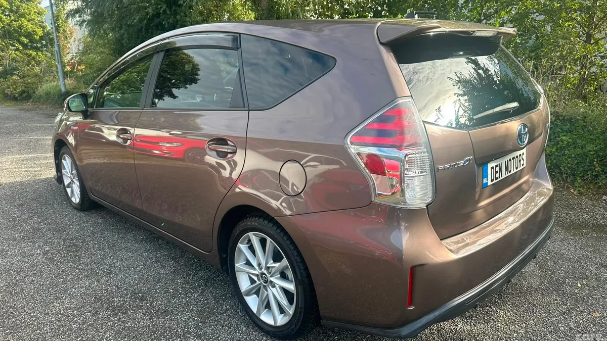 Toyota Prius Estate, Petrol Hybrid, 2019, Gold