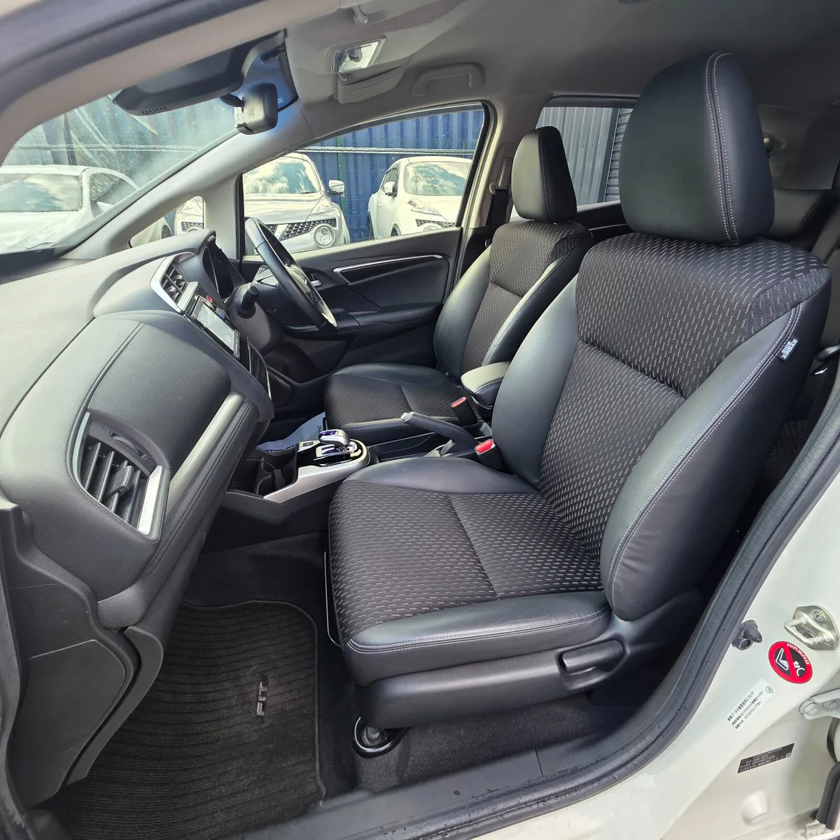 Honda Fit Hatchback, Petrol Hybrid, 2016, White
