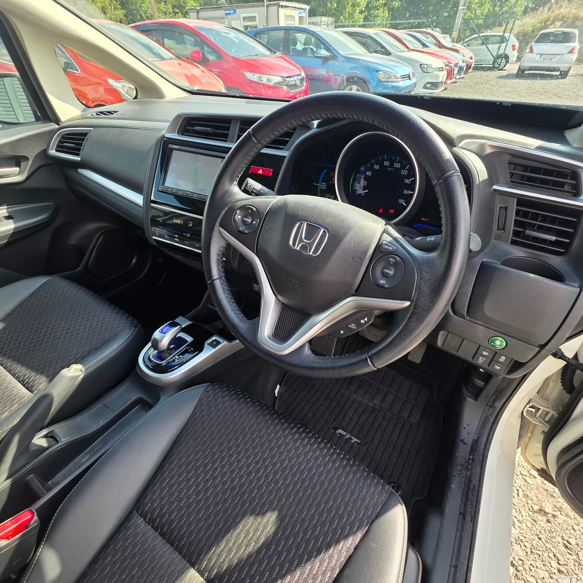 Honda Fit Hatchback, Petrol Hybrid, 2016, White