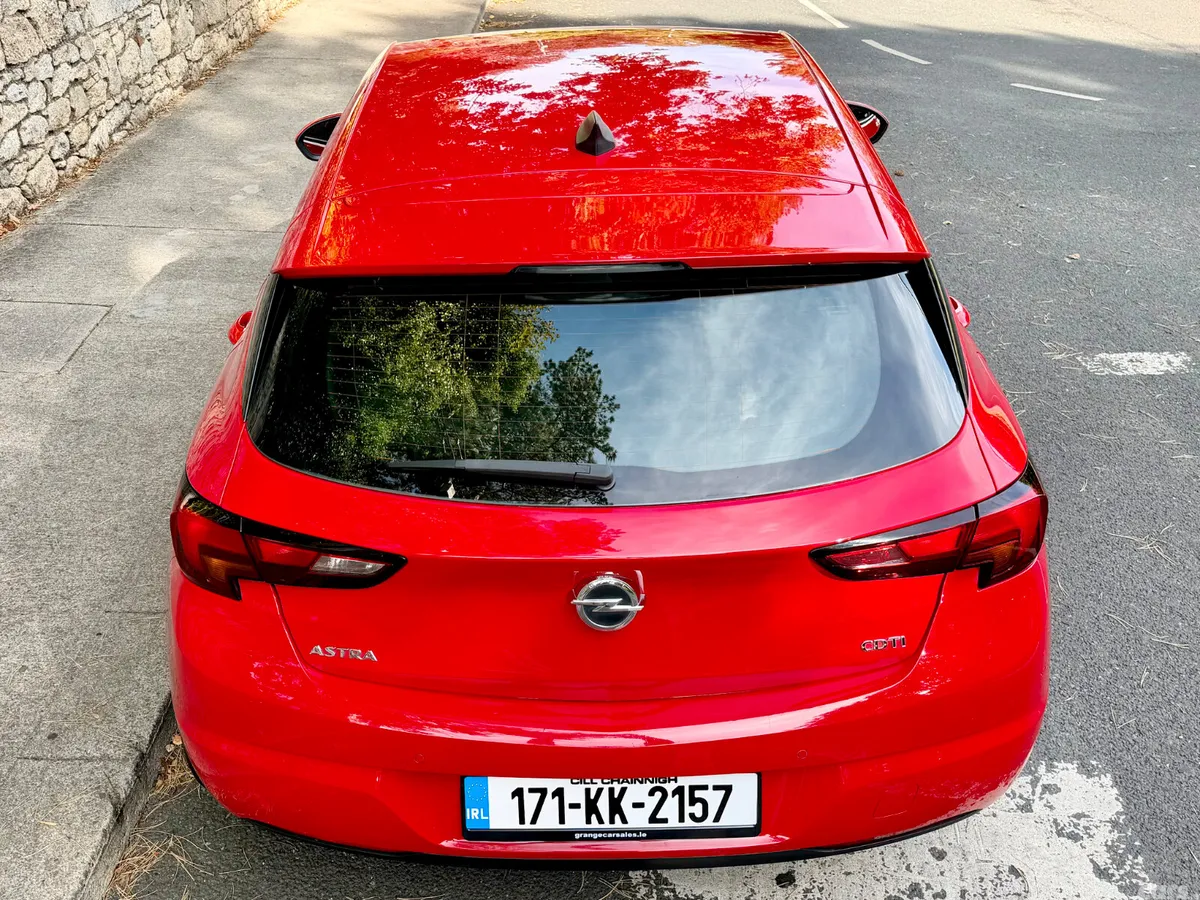 Opel Astra Hatchback, Diesel, 2017, Red