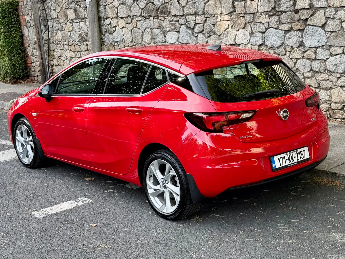 Opel Astra Hatchback, Diesel, 2017, Red