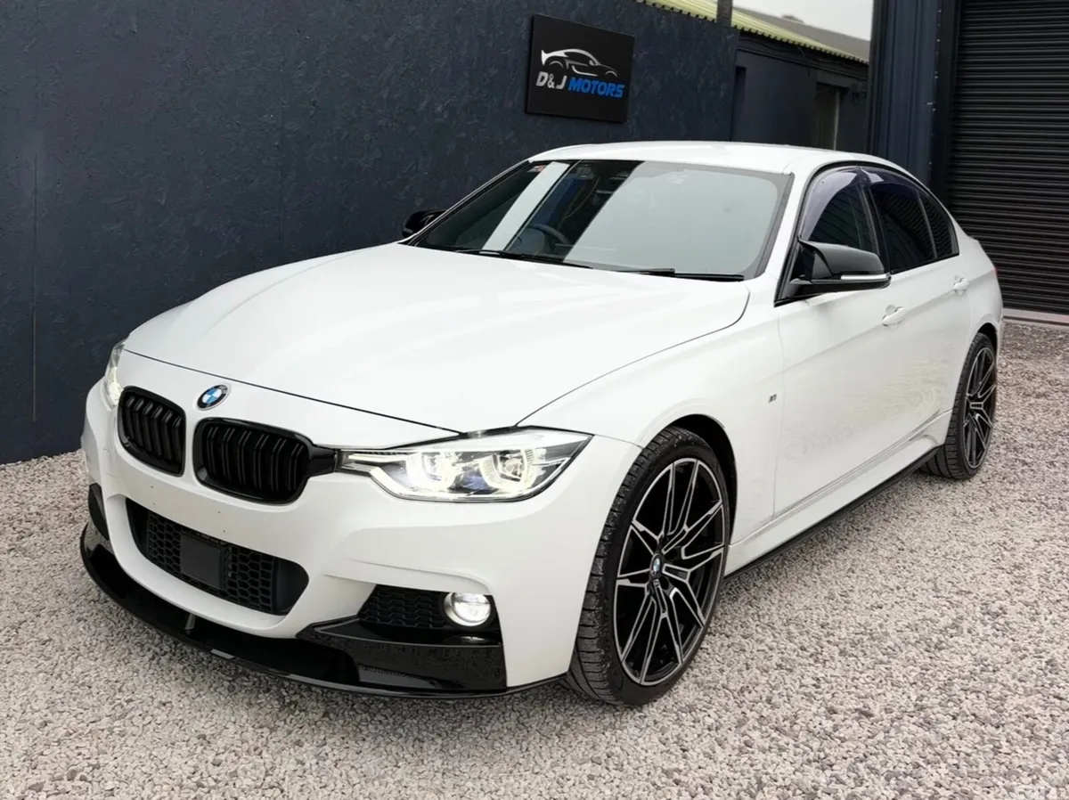 BMW 3-Series Saloon, Petrol, 2016, White