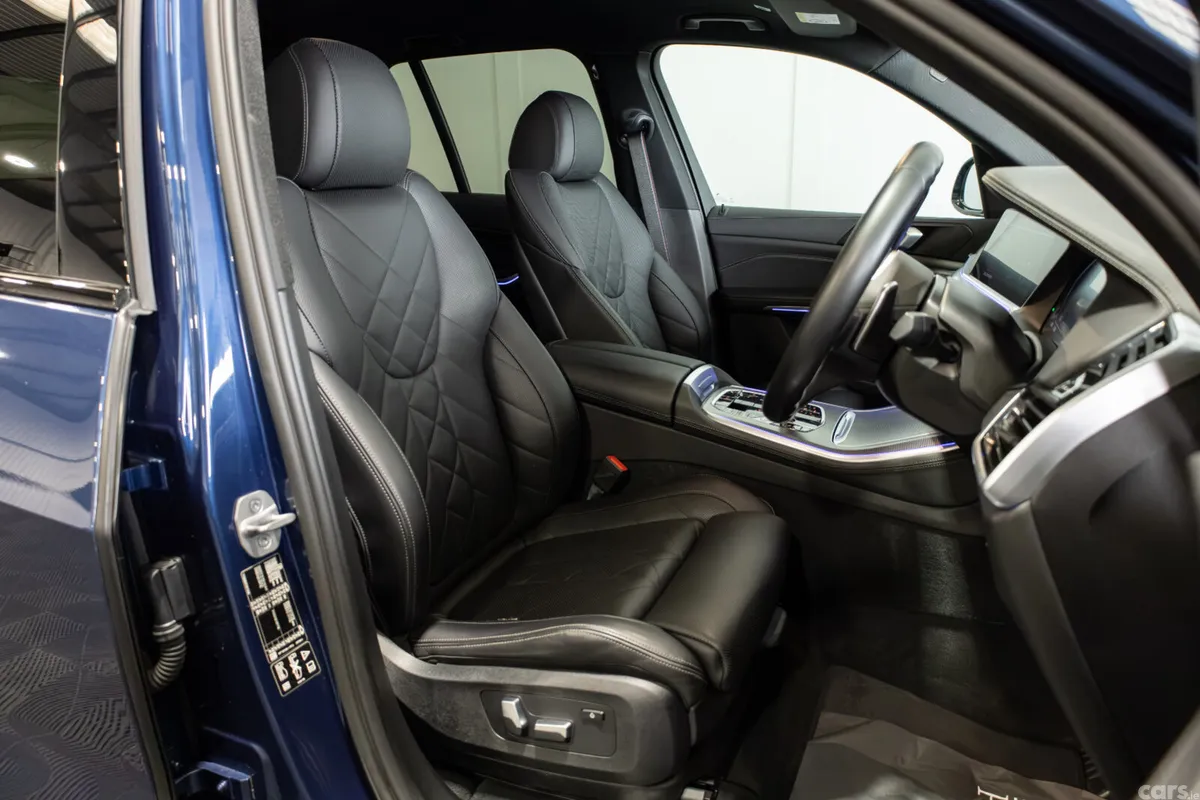BMW X5 SUV, Diesel, 2023, Blue